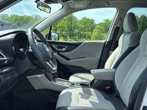 Certified 2023 Subaru Forester Premium AWD/4WD image 12