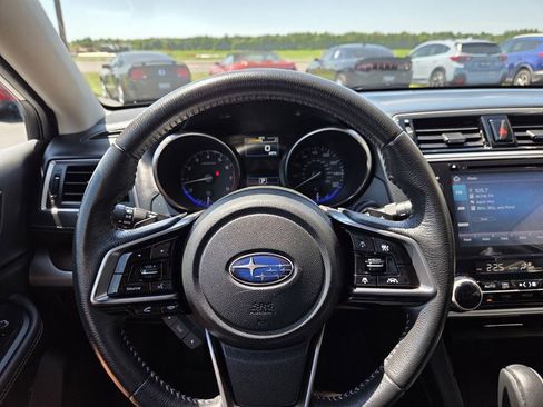 Used 2019 Subaru Outback 3.6R Limited AWD/4WD image 22