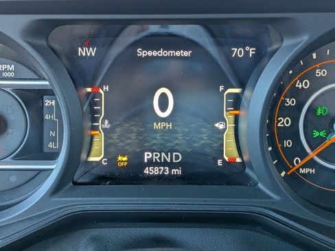 Used 2024 Jeep Wrangler Sahara image 26