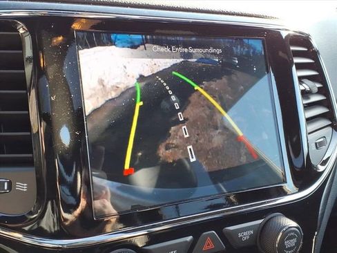 Used 2022 Jeep Grand Cherokee Laredo X image 20