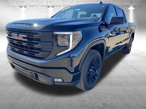 Used 2024 GMC Sierra 1500 Elevation AWD/4WD image 6