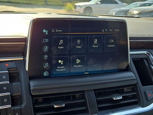 Used 2024 Chevrolet Tahoe LT RWD image 19