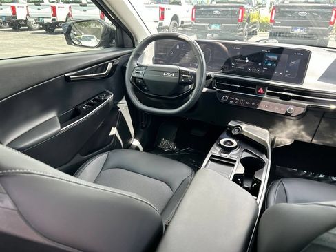 Used 2026 Kia EV6 Light RWD image 9