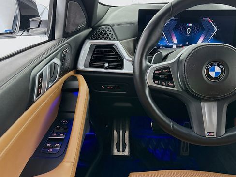 Used 2024 BMW X6 xDrive40i w/ Premium Package image 10