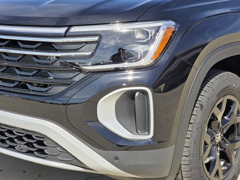 New 2026 Volkswagen Atlas Peak Edition AWD/4WD image 7