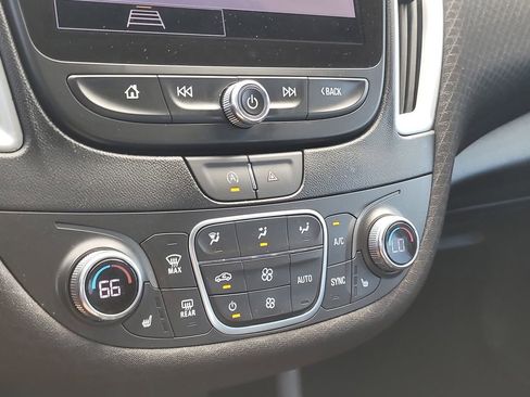 Used 2024 Chevrolet Malibu LT image 22