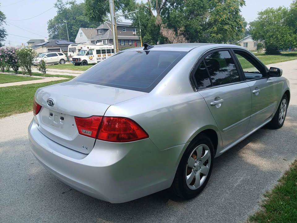 Used 2009 Kia Optima LX FWD image 6