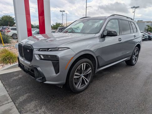 Used 2024 BMW X7 M60i w/ Executive Package AWD/4WD image 3