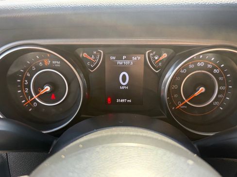 Used 2023 Jeep Gladiator Sport AWD/4WD image 26