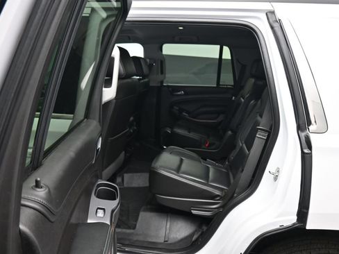 Used 2019 Chevrolet Tahoe LT w/ Luxury Package AWD/4WD image 30