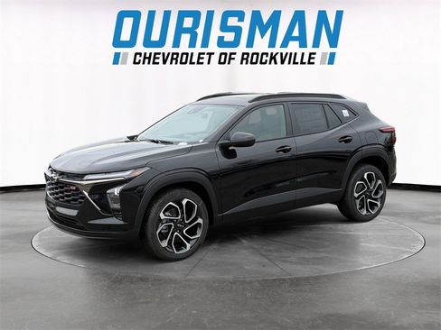 New 2026 Chevrolet Trax RS w/ Sunroof Package image 2