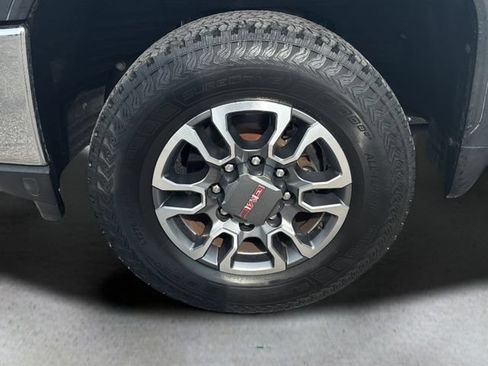 Used 2021 GMC Sierra 2500 SLT w/ X31 Off-Road Package AWD/4WD image 26