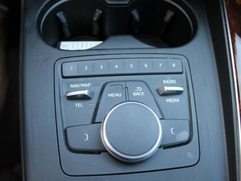 Used 2019 Audi A4 2.0T Premium w/ Convenience Package image 28