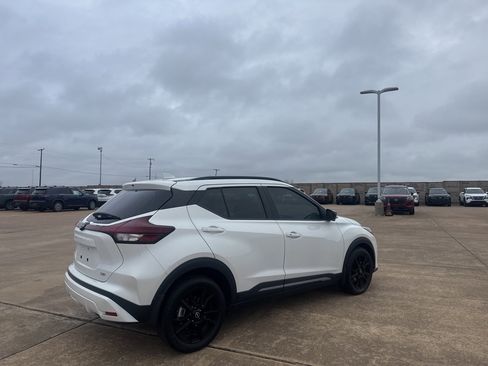 Certified 2023 Nissan Kicks SR w/ SR Premium Package image 21