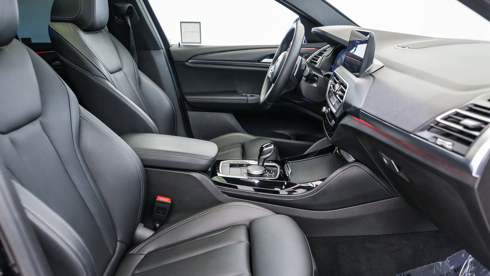 Used 2022 BMW X4 xDrive30i w/ M Sport Package 2 AWD/4WD image 18