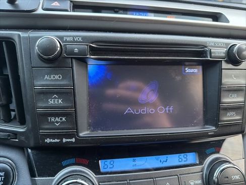 Used 2013 Toyota RAV4 Limited image 16