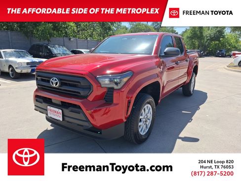 Used 2026 Toyota Tacoma SR AWD/4WD image 1