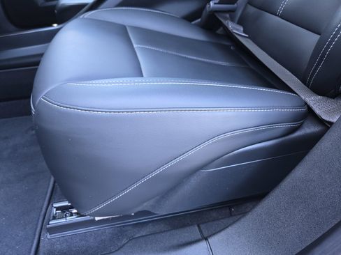 Certified 2024 Cadillac Lyriq Tech AWD/4WD image 14