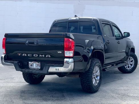 Used 2016 Toyota Tacoma SR5 RWD image 21