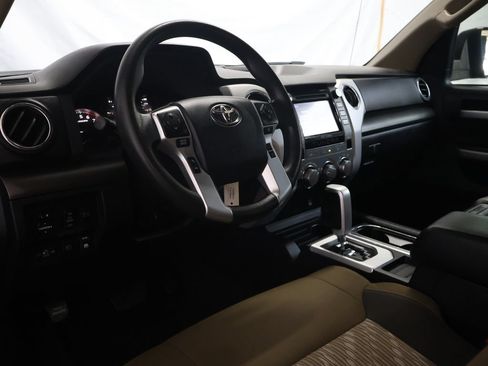 Used 2018 Toyota Tundra SR5 w/ SR5 Upgrade Package RWD image 17