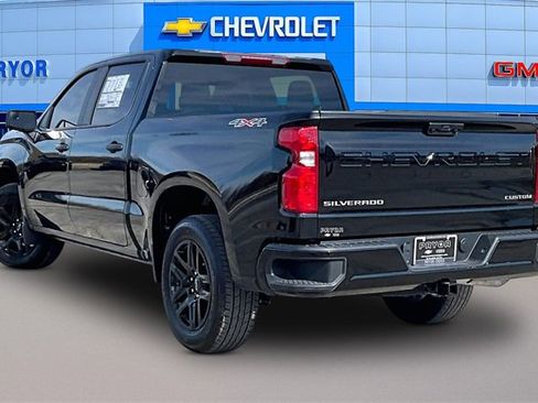 New 2026 Chevrolet Silverado 1500 Custom image 3