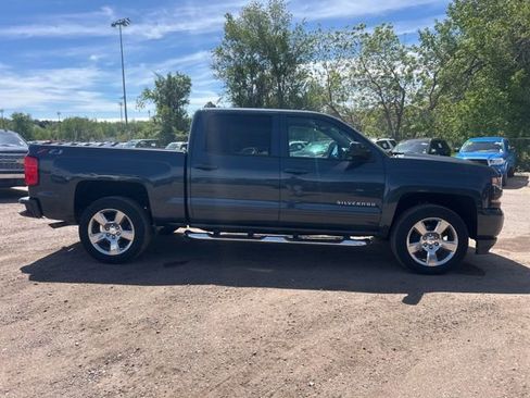 Used 2018 Chevrolet Silverado 1500 LT w/ All Star Edition AWD/4WD image 7