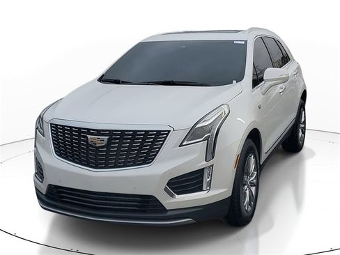 Used 2020 Cadillac XT5 Premium Luxury w/ LPO, Floor Liner Package image 2