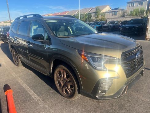 Used 2025 Subaru Ascent Bronze Edition w/ Popular Package #2 AWD/4WD image 2