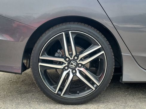 Used 2017 Honda Accord Sport Special Edition image 13