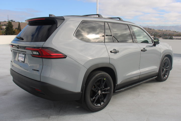 New 2026 Toyota Grand Highlander AWD Hybrid image 3