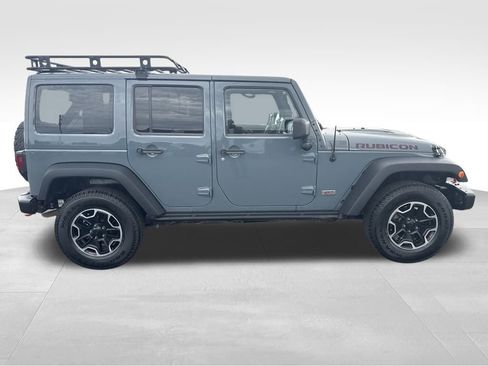 Used 2013 Jeep Wrangler Unlimited Rubicon image 13