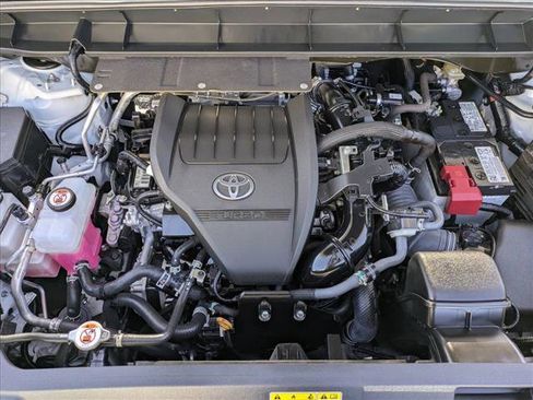 Used 2023 Toyota Highlander XSE AWD/4WD image 23