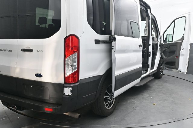 Used 2022 Ford Transit 350 XLT RWD image 44