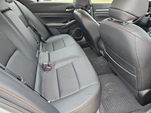 Used 2023 Nissan Altima 2.5 SR image 12