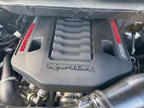 Used 2025 Ford F150 Raptor image 30