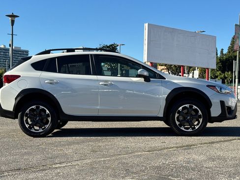 Used 2022 Subaru Crosstrek 2.0i Premium w/ Popular Package #3 image 3
