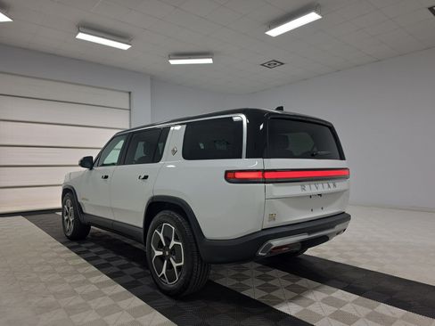 Used 2023 Rivian R1S Adventure Quad AWD/4WD image 3