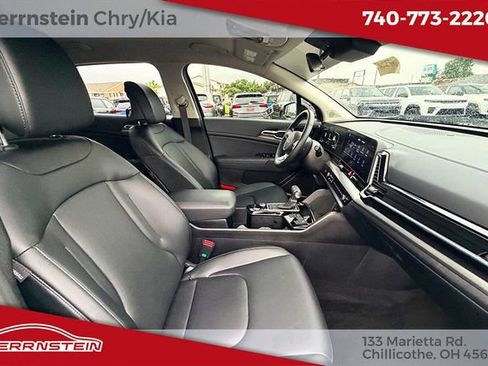Used 2025 Kia Sportage EX AWD/4WD image 26