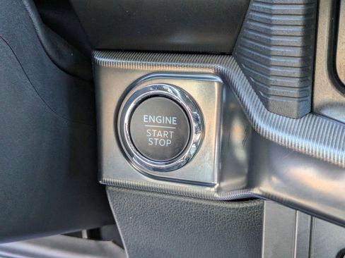 Used 2025 Ford F150 Raptor AWD/4WD image 23
