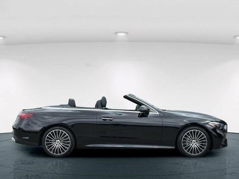 Used 2026 Mercedes-Benz CLE 300 4MATIC Cabriolet image 8