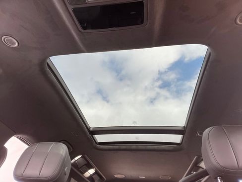 New 2026 Land Rover Defender 110 V8 image 14