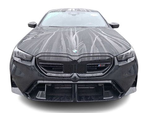 Used 2026 BMW M5 w/ Carbon Package AWD/4WD image 2