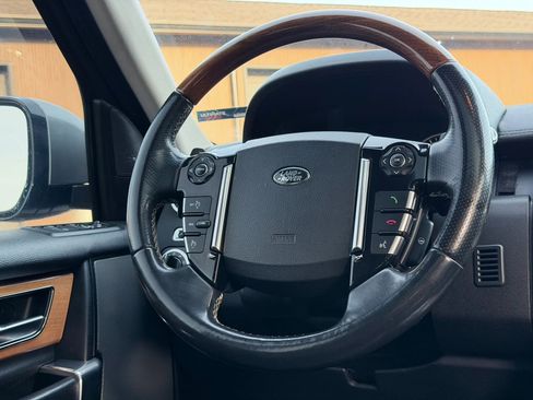 Used 2015 Land Rover LR4 HSE image 14