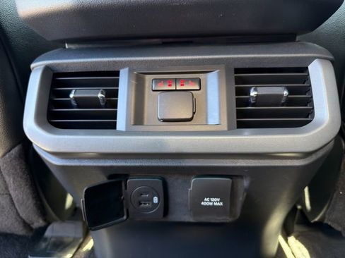 Used 2022 Ford F150 Lariat w/ Equipment Group 502A High image 19