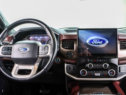 Used 2023 Ford Expedition Max Limited image 18