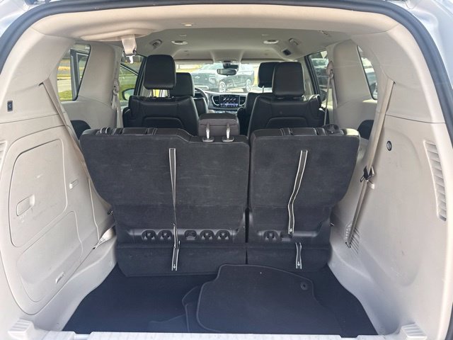 Used 2024 Chrysler Pacifica Limited FWD image 27