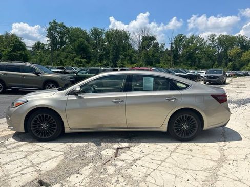 Used 2016 Toyota Avalon Touring FWD image 7