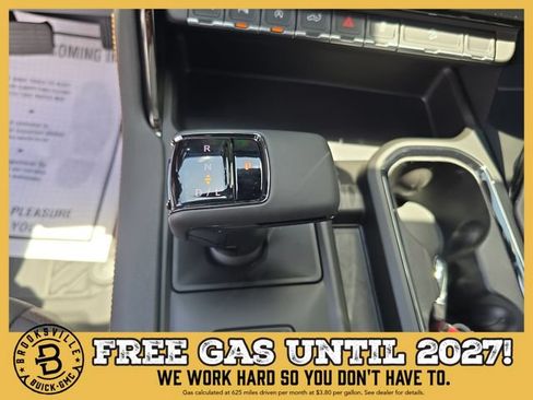 New 2026 GMC Sierra 1500 AT4 w/ AT4 Premium Package AWD/4WD image 23