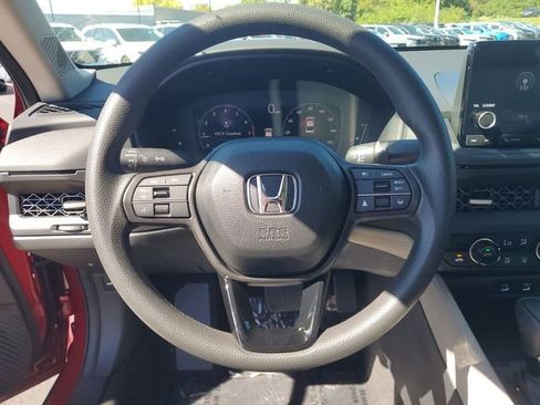 New 2025 Honda Accord SE image 30