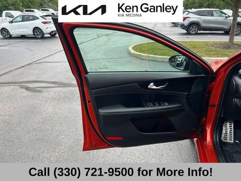 Certified 2024 Kia Forte GT-Line w/ GT-Line Premium Package FWD image 24